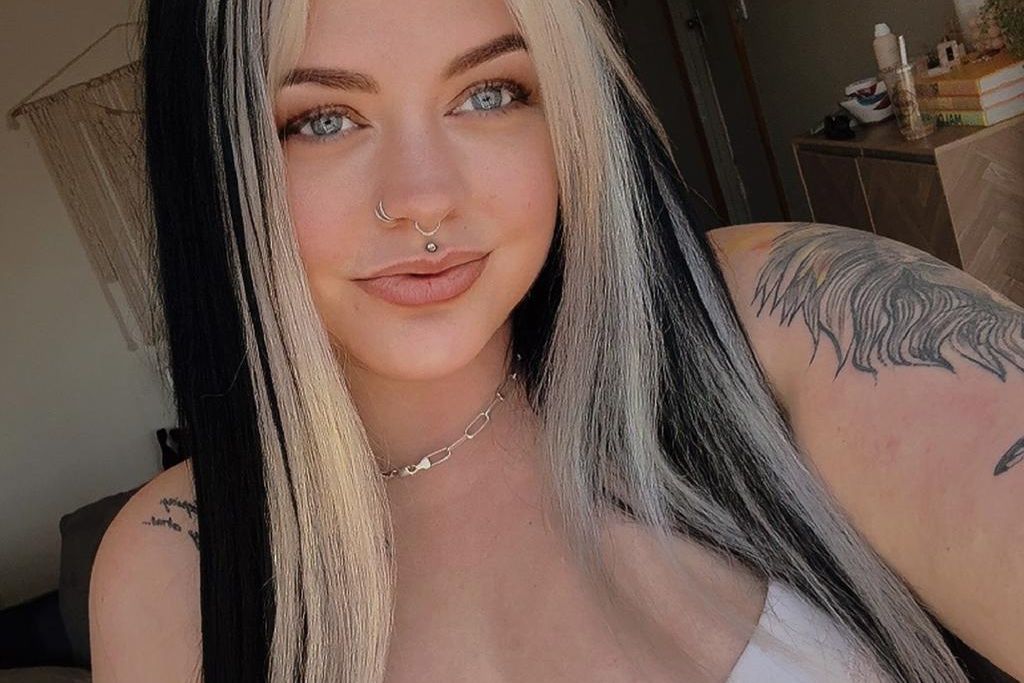 Bree, 28: stage 4 endometriosis.