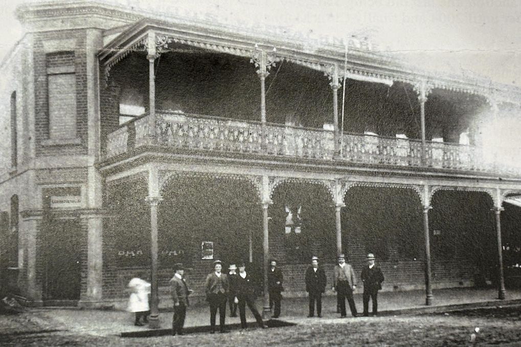 Hotel leased by Frank Rudd, 1915.