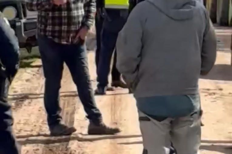 Landowners and TCV workers clash near Marnoo, Voctpriam Police called.