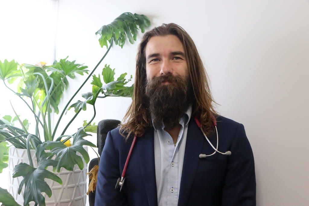 Dr Felix Ritson.