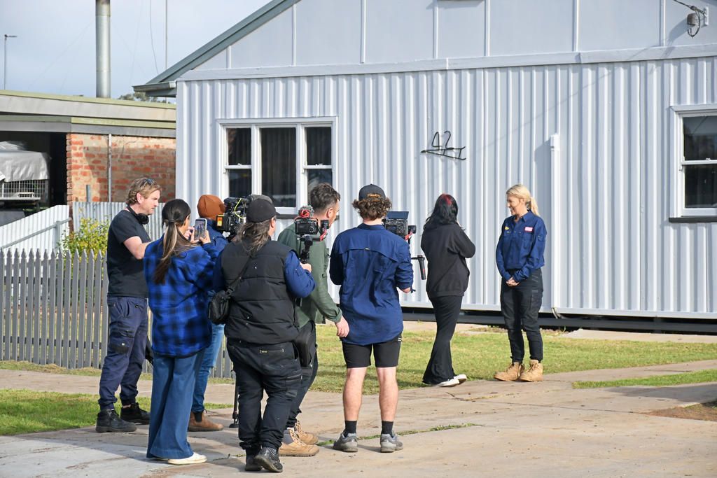 Budget Battlers cameras rolled into Warracknabeal as filming began at the home of resident Serena Loyden.