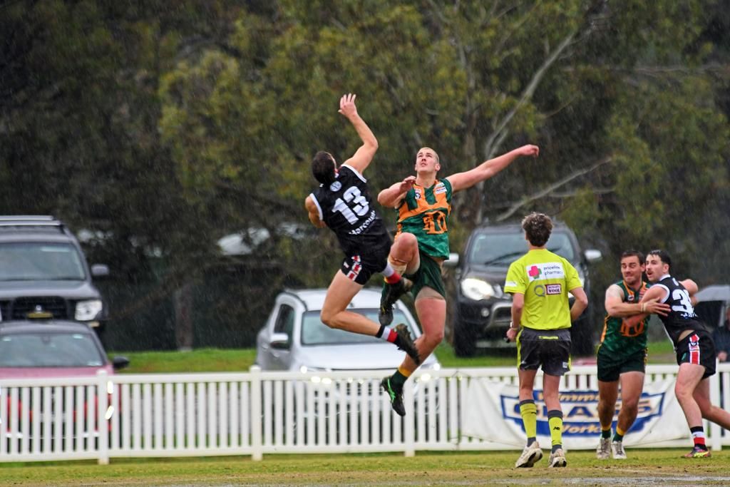 Horsham Saints made it four wins in a row with a 74-30 victory over Dimboola in wet and slippery conditions.