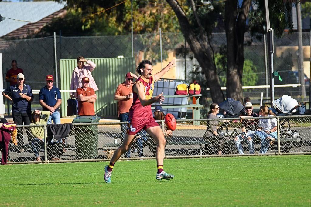 With six rounds to go, the WFNL goal-kicking races are tightening across the senior and junior divisions. Warrack Eagles' John Jorgensen leads the senior goal-kicking by just one major, sitting on 37 ahead of Stawell&rsquo;s Paul Summers.
