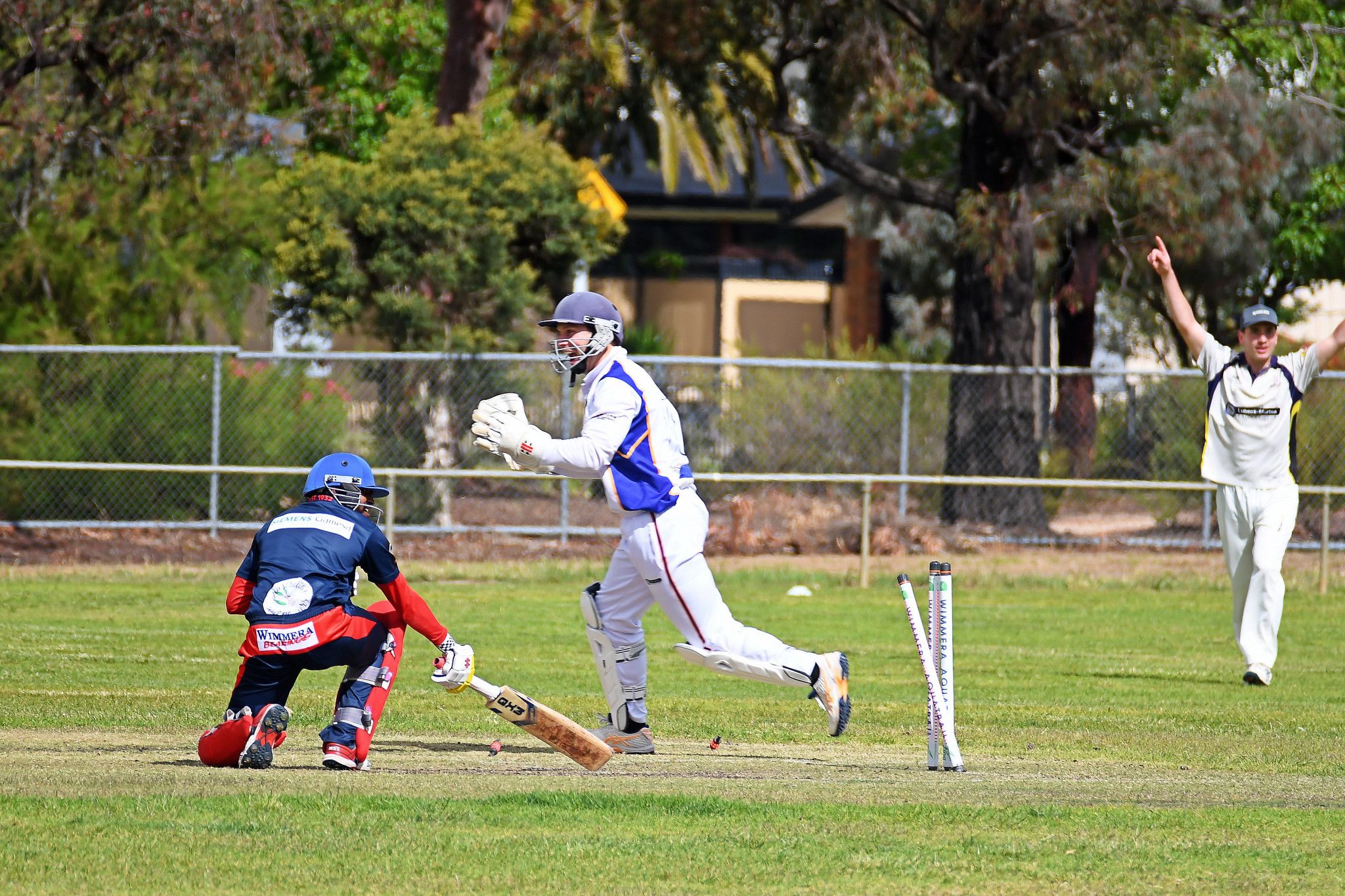 Chasing first innings points, Laharum's Chaminda Gamage was tempted by Cameron Newell before being stumped by Joshua Hedt.