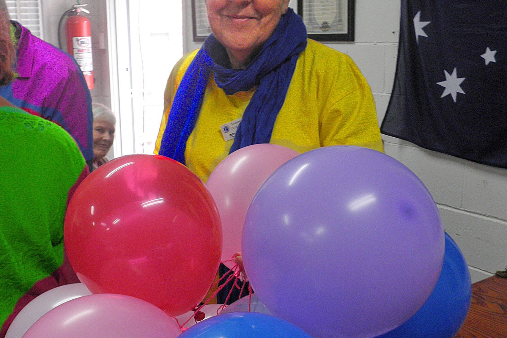 President Bev Collins distributing balloons at the first Dimboola Probus Club meeting for 2023