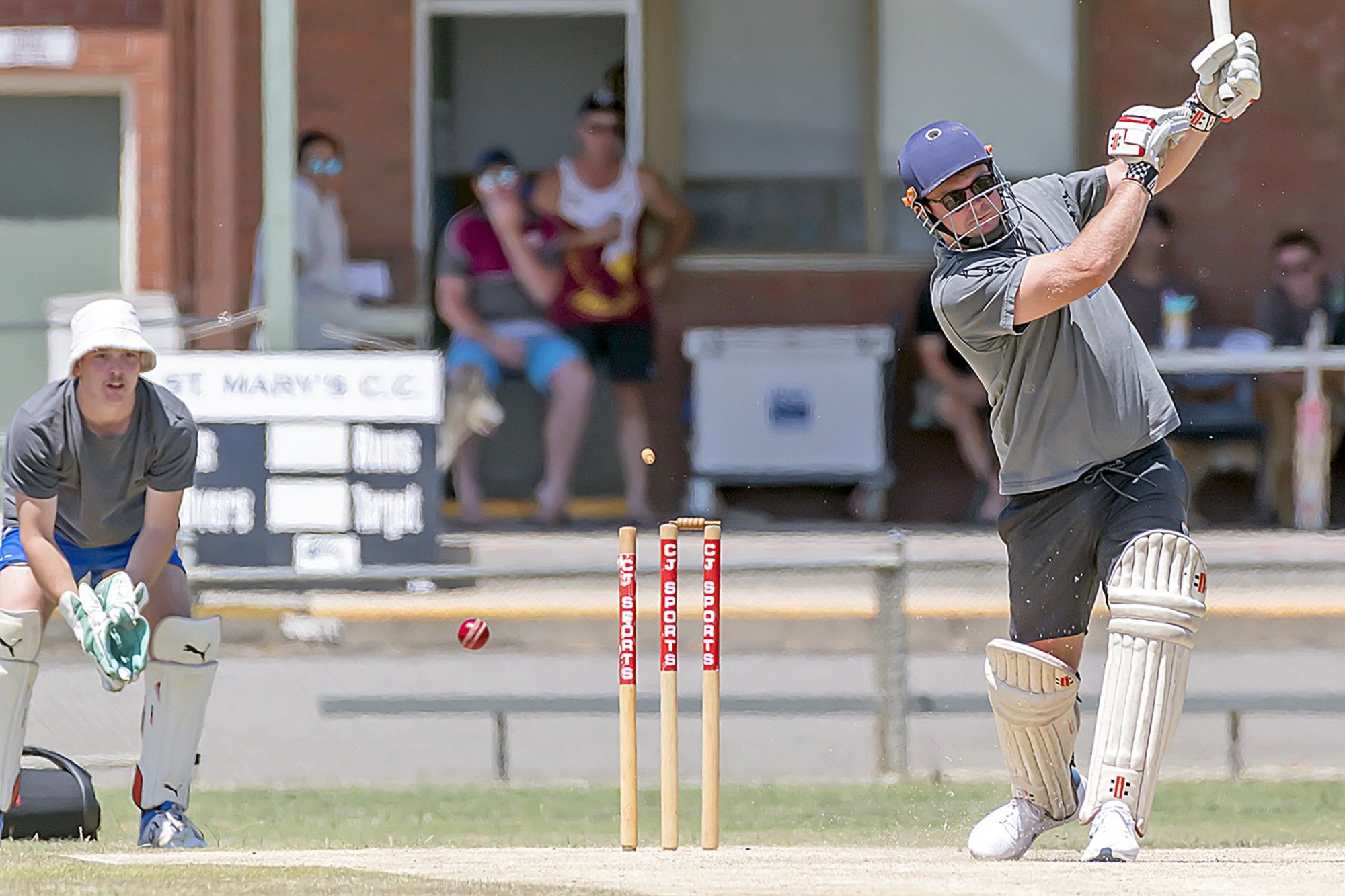 Ryan Mckenzie bowled first ball he faced by Chad Hartnett footly club t20.jpg