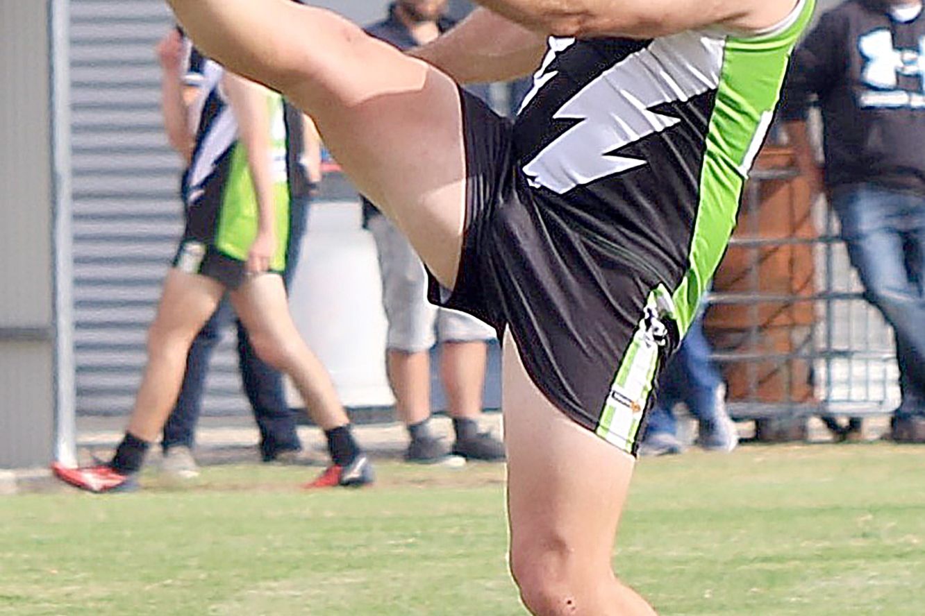 Joint Seniors coach Scott Driscoll in action during the 2022 season