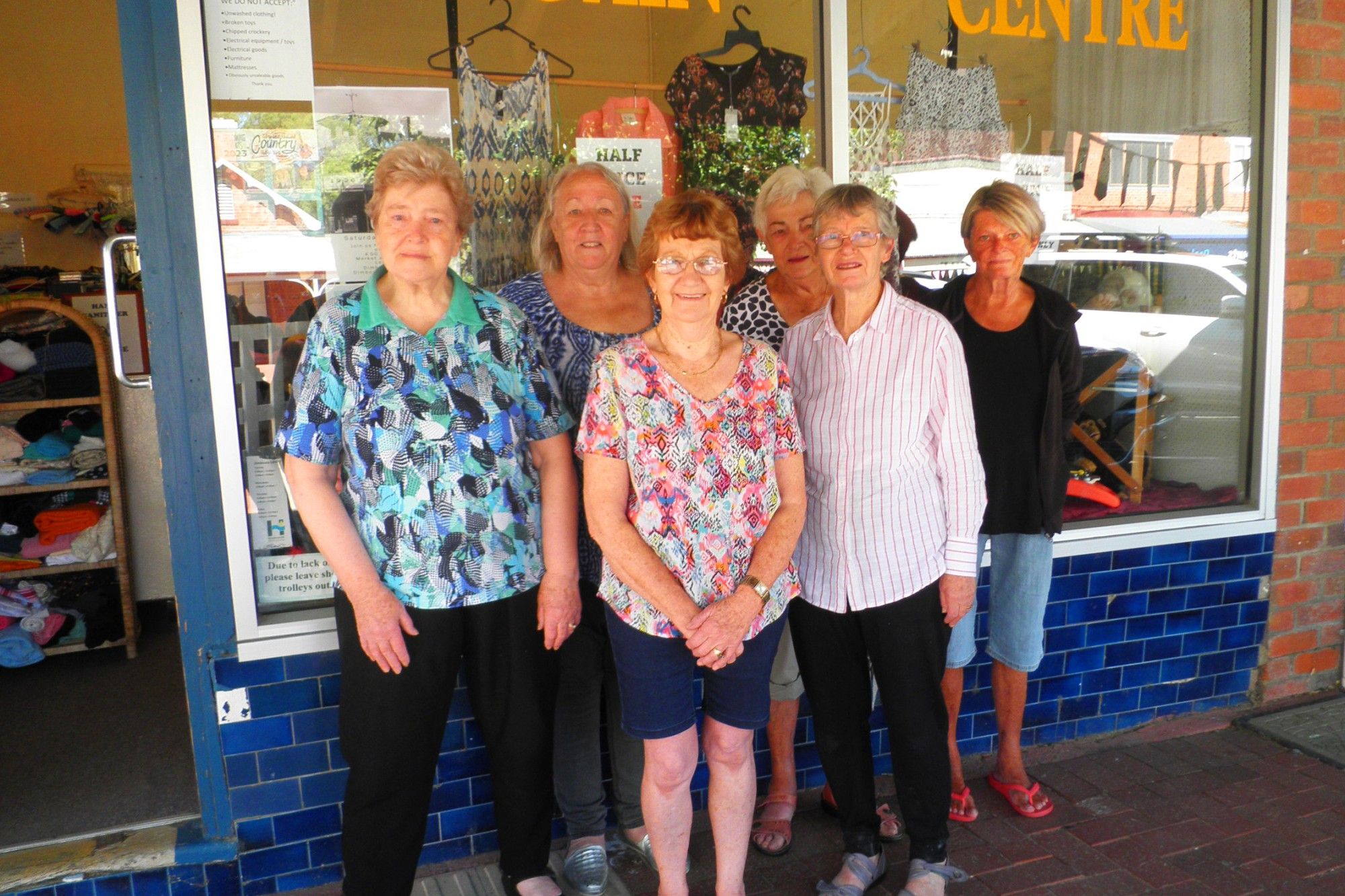 From left to right: Gladys Schwarz, Menna Bamford, Lyn Polack, Pam Budde, Jean Bothe and Vicki Saunders.
