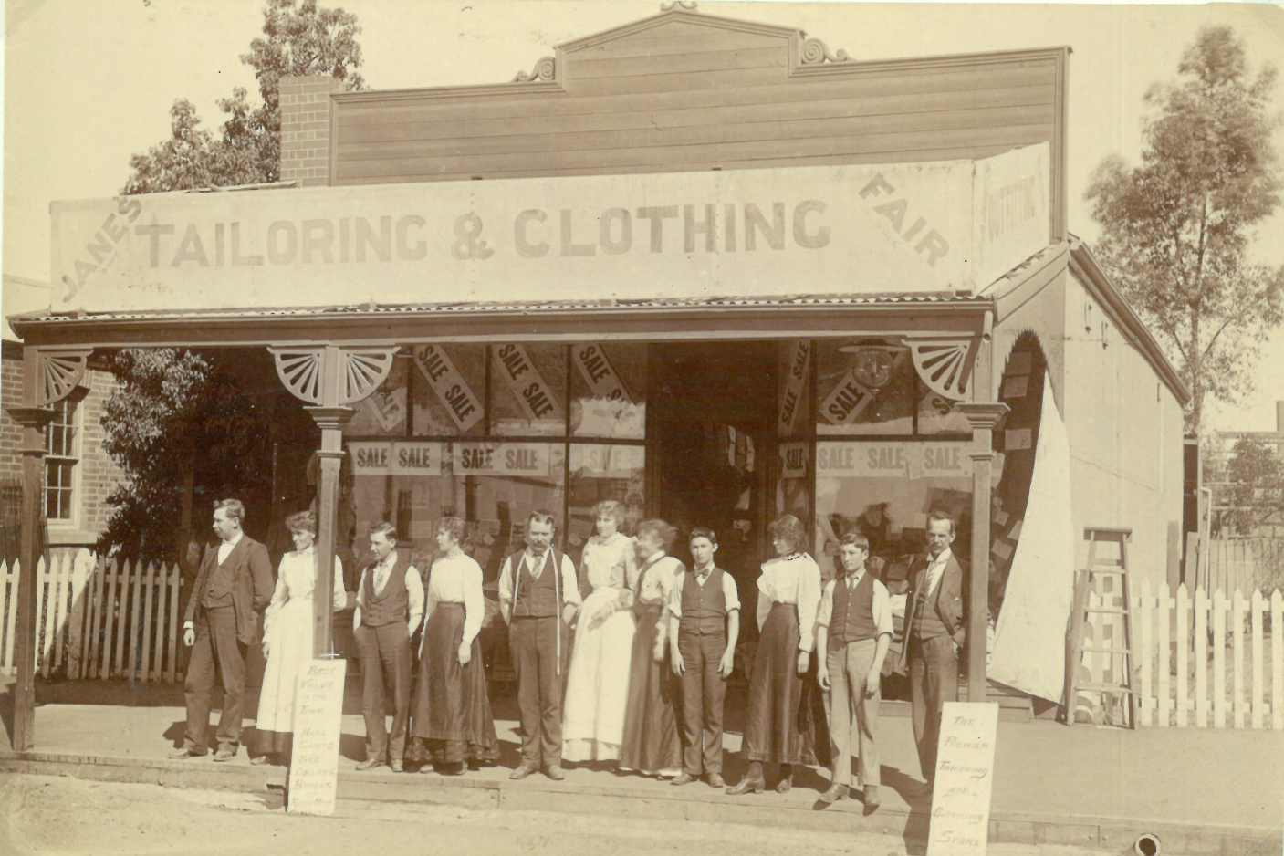 William Hinds Janes ran a business at 96 Scott Street between 1906 and 1918.
