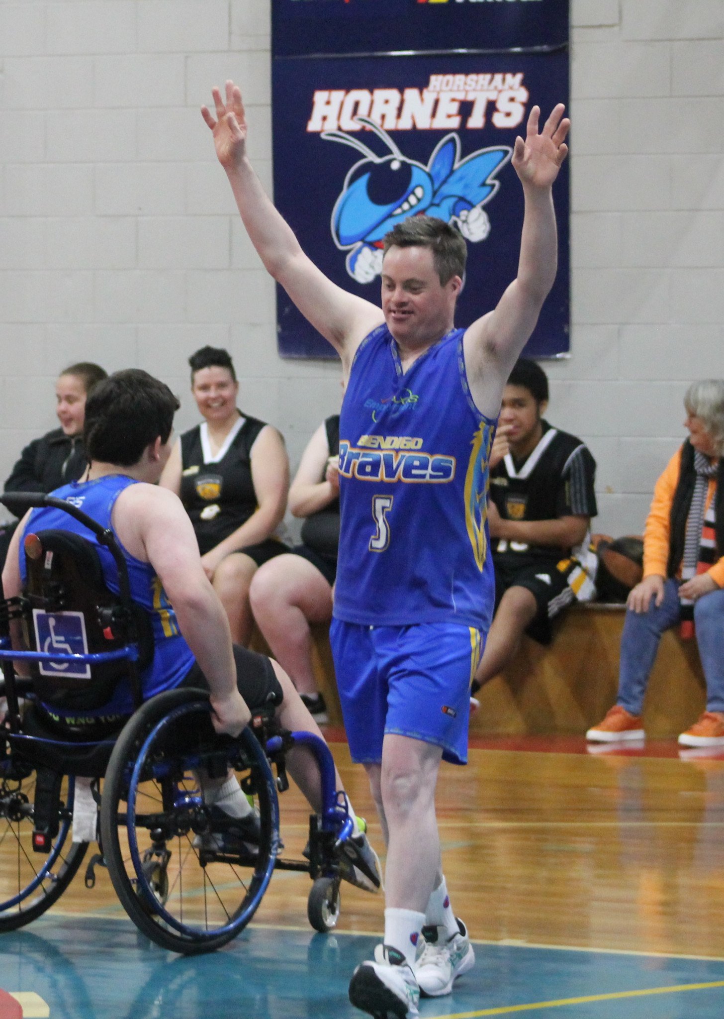 Bendigo's Andrew Ransom celebrates.