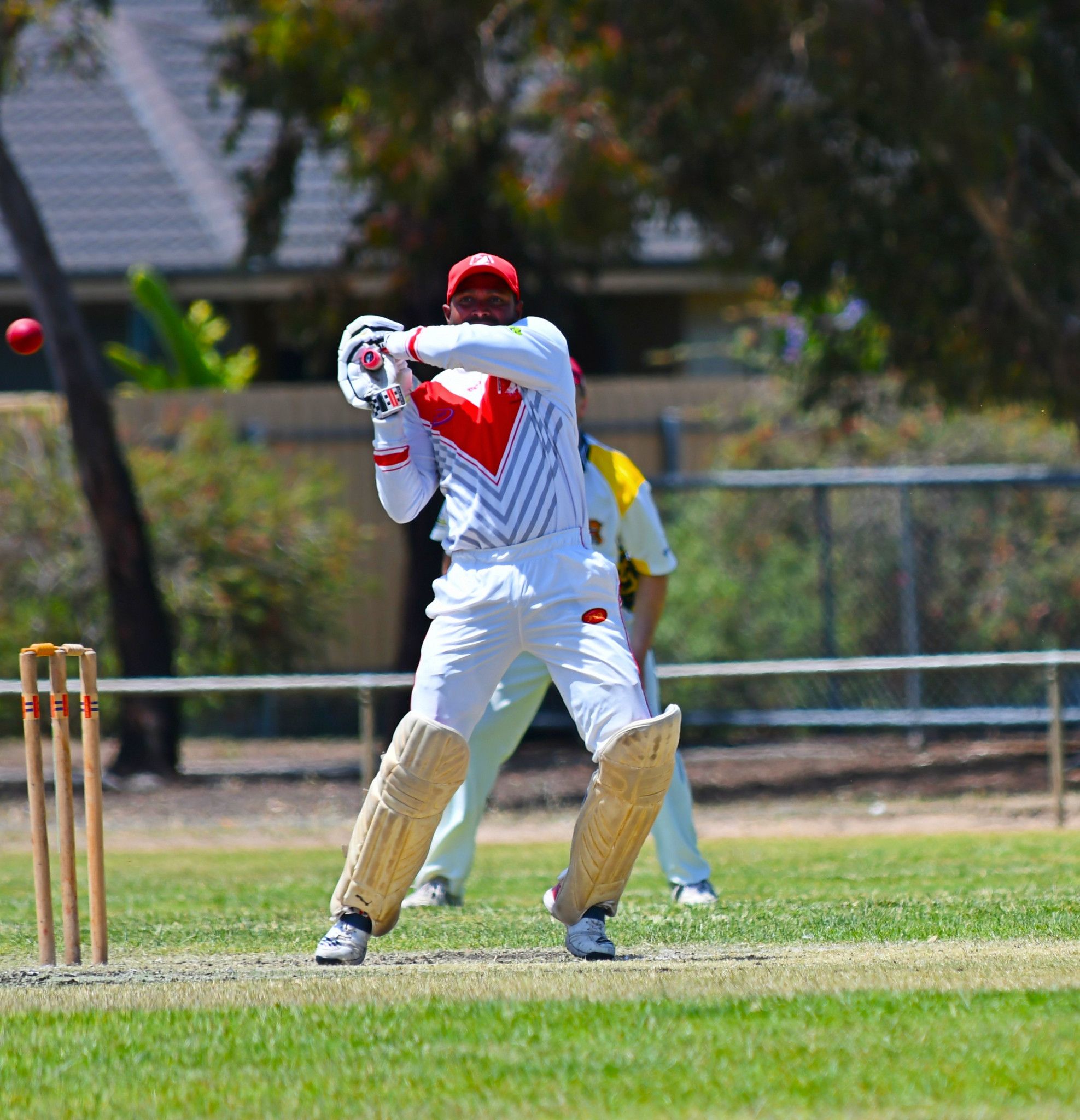 Chaminda Gamage smashed 10 boundaries on his way to 72 runs against Tigers.