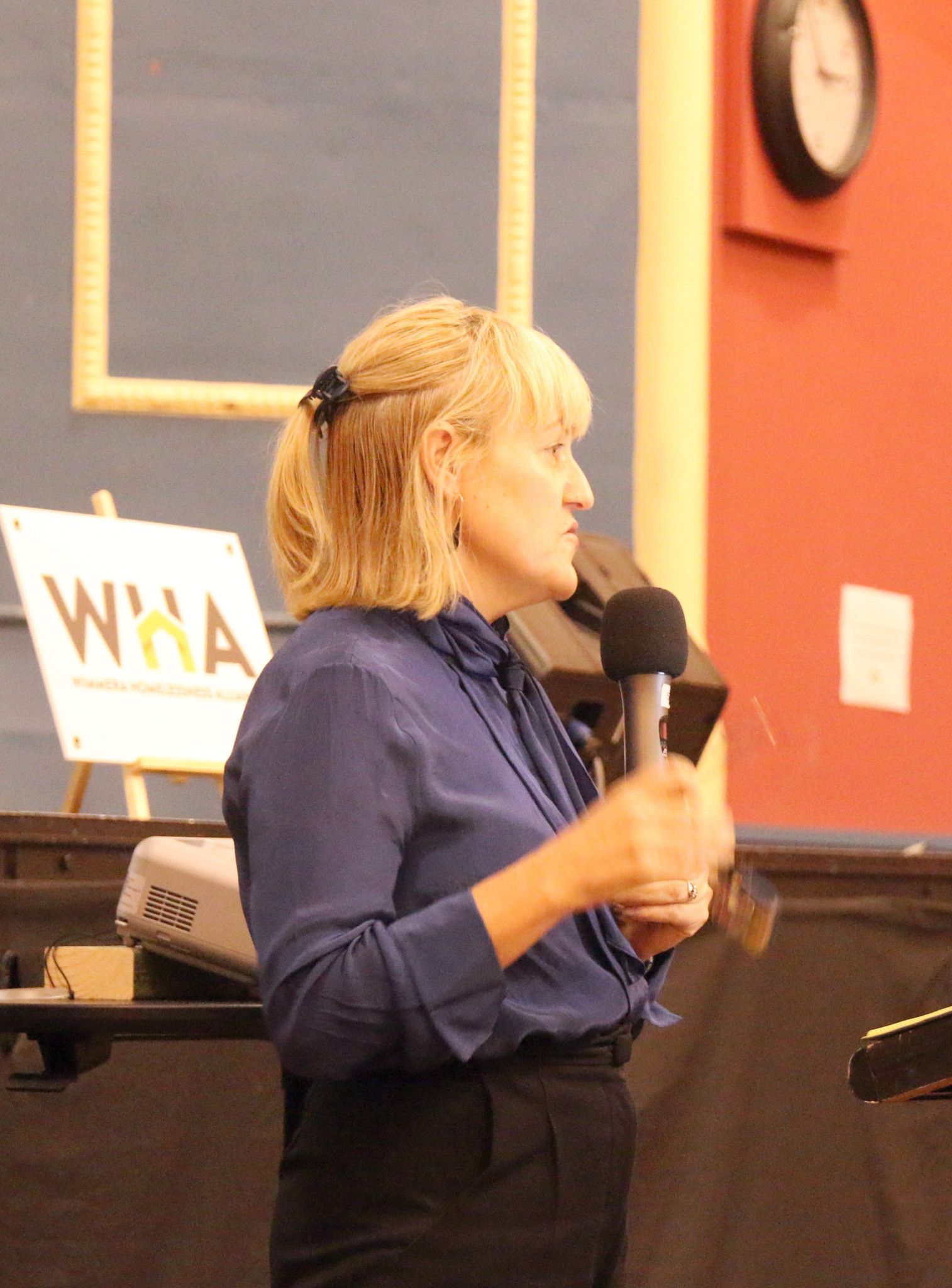 Deb Di Natale, CEO of Council to Homeless Persons (CHP), closes the forum.