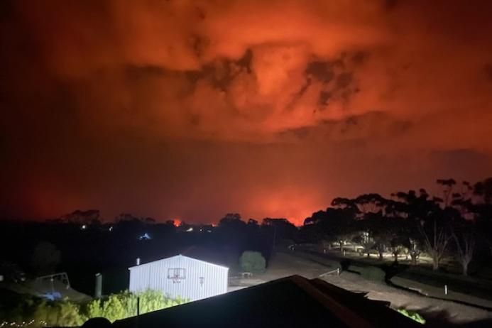 Little Desert Fire taken from Dimboola - Picture by Nathan And Kate Schorback