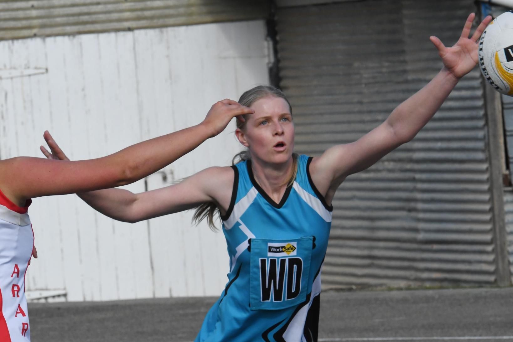 Converting turnovers into goals has been the key change for the Southern Mallee Thunder in recent weeks according to co-coach Steph Thomson. Picture by Lucas Holmes