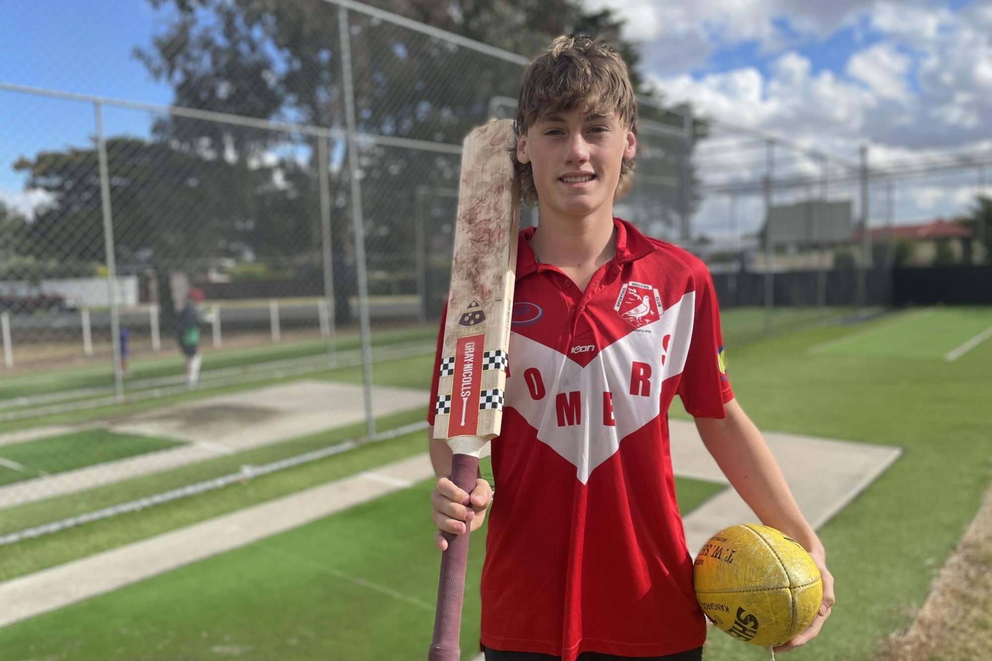Homers' Luke Miller was one of five Horsham Cricket Association players named in the Western Waves' under-16 representative squad. Picture by Lucas Holmes