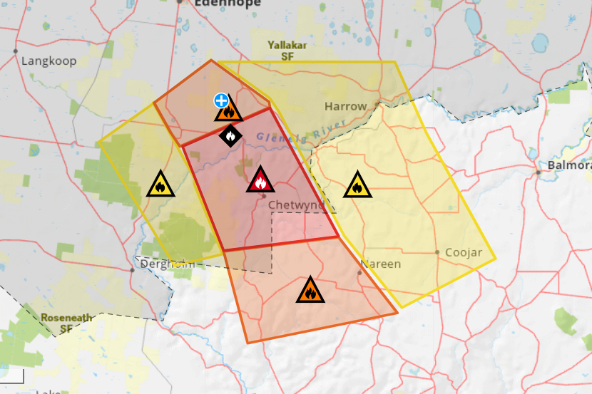 Bushfire threatens Wimmera's west, CFA tells residents to leave immediately - feature photo