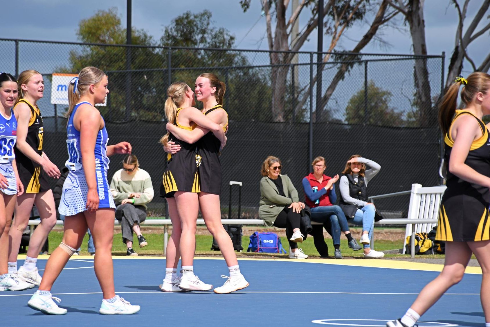 Finals action: goals, goals and lamb rolls - feature photo