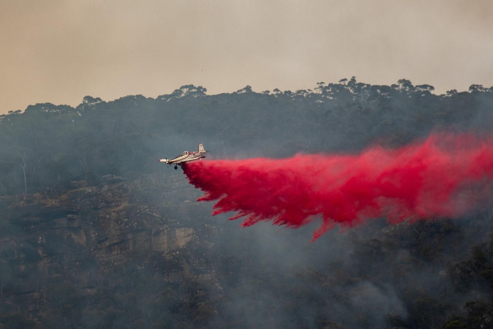 Water bombers will continue to operate throughout the night to bring the Boroka Lookout bushfire under control. Picture supplied by Karl Meyer