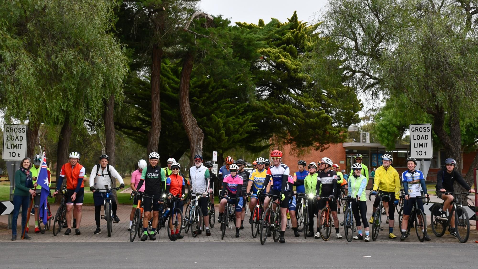 Horsham Rural City Council mayor Robyn Gulline, left, flags-off the 100km riders, led by Canberra's Clayton Mumford. Picture by Mark Radford