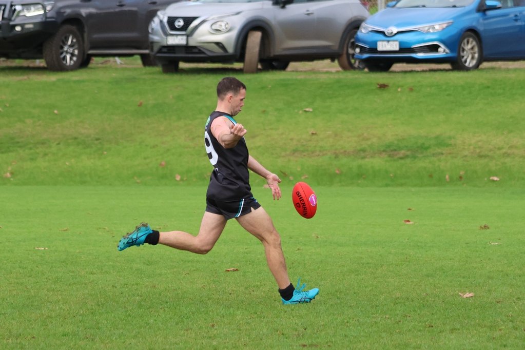 Swifts legend Scott Carey's 300th game was celebrated in style on Saturday, with the Stawell side defeatign Natimuk United by 69 points.