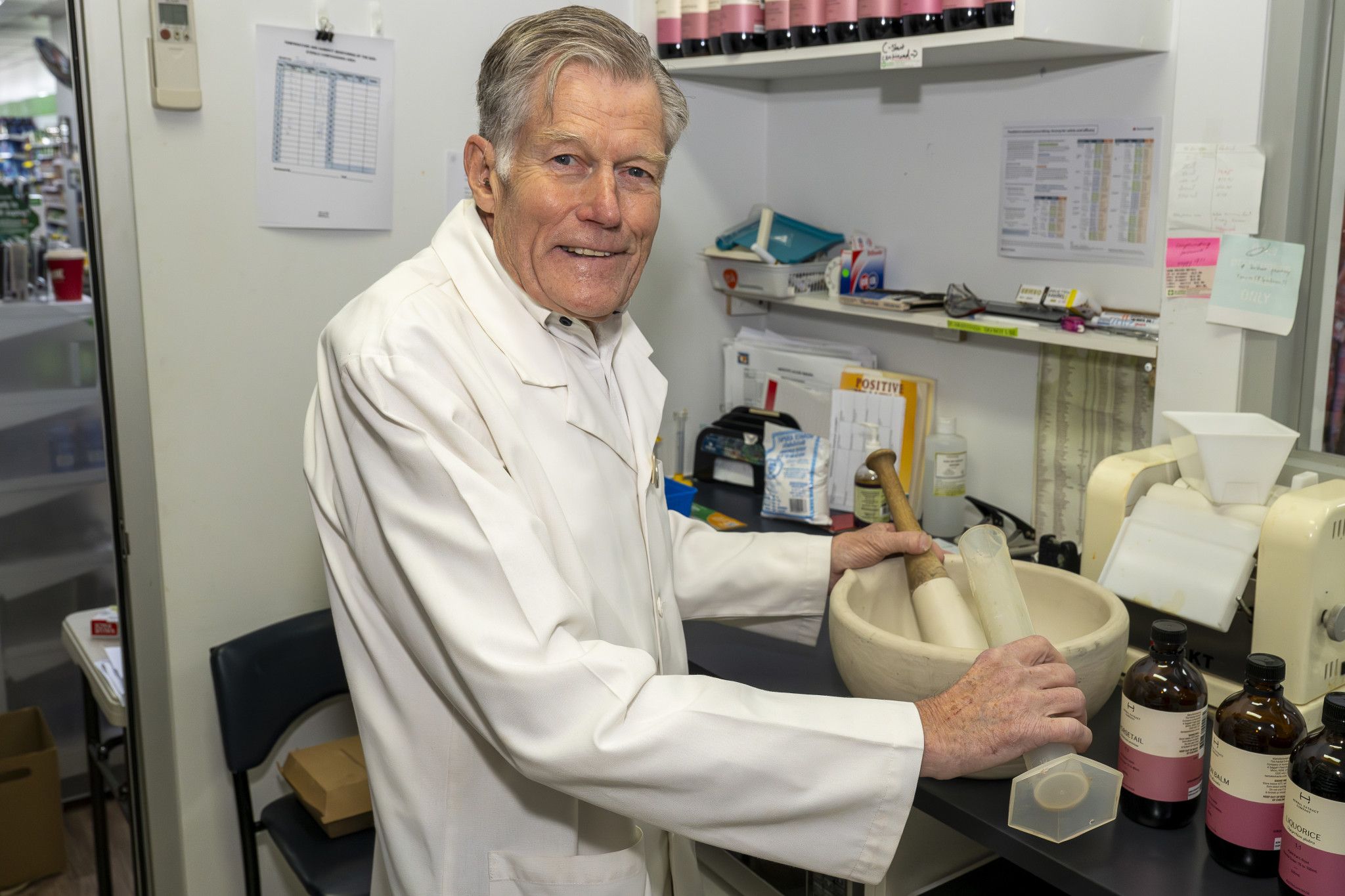 Des Lardner: End of 55 years' service - feature photo