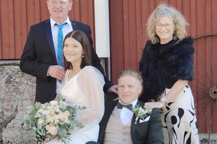 Ray and Deborah Holland with newlyweds Elina and Ilkka Poti.