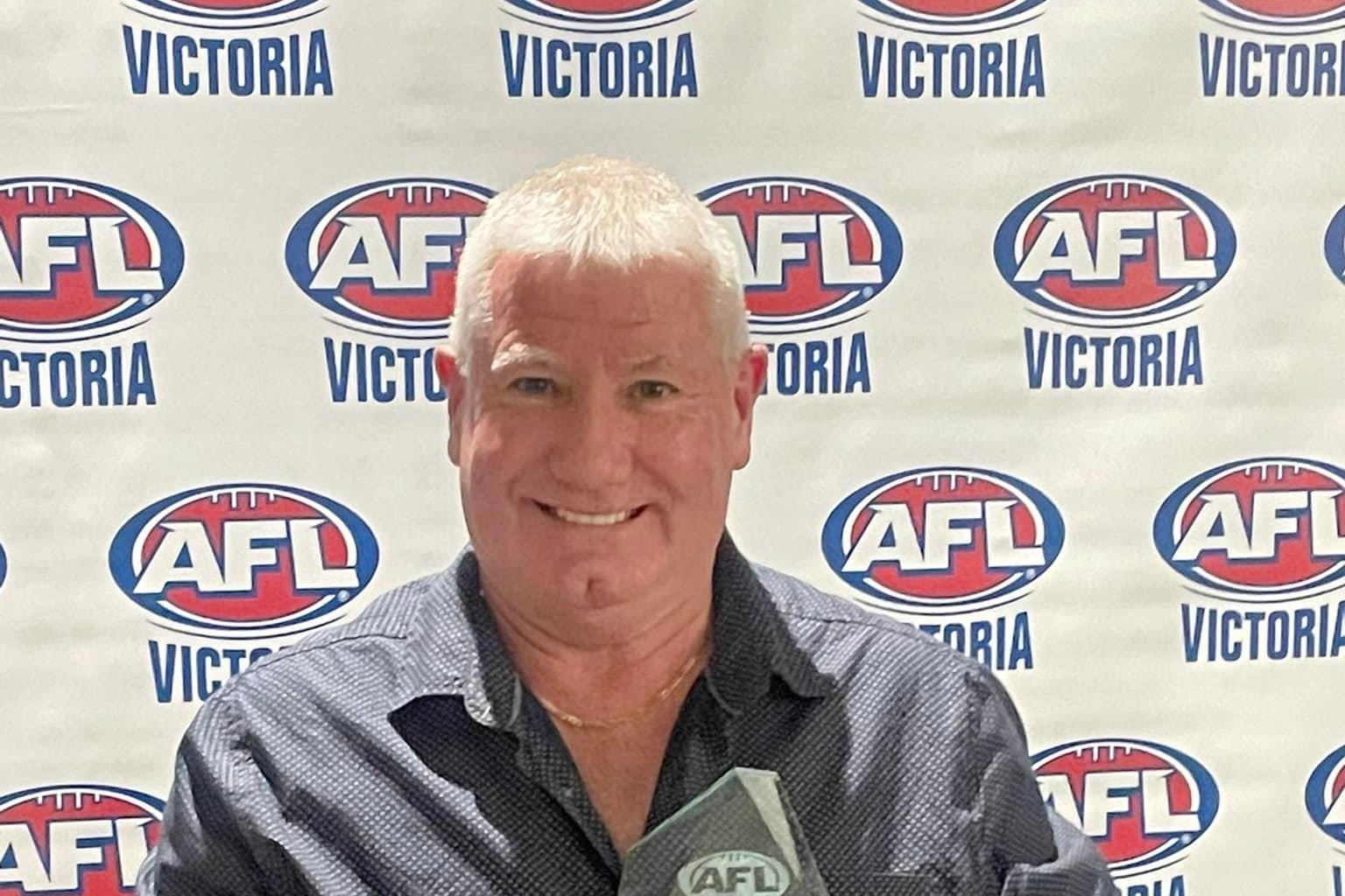 Frank with his 2023 AFL Victoria development umpire of the year award.