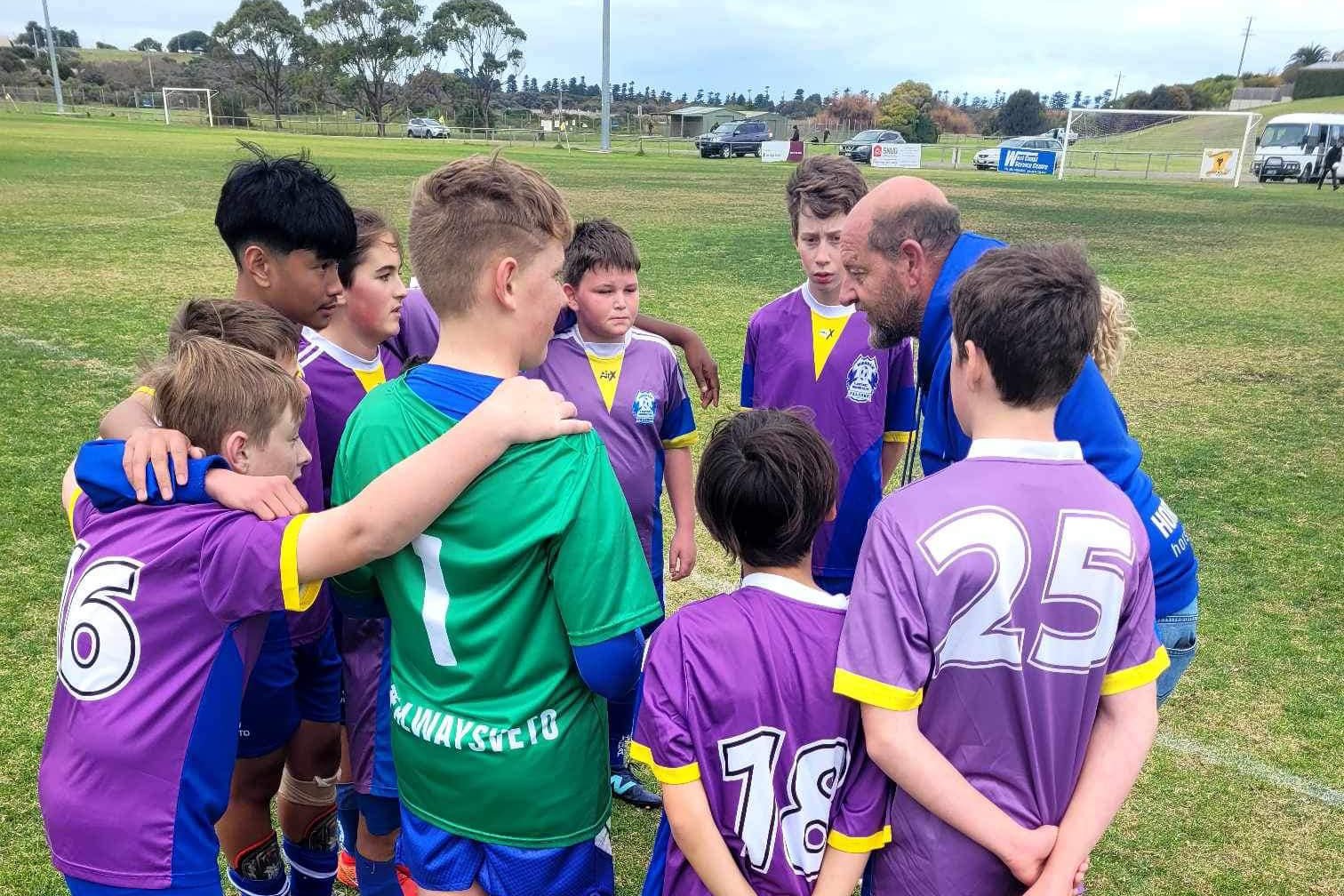 Gavin McRoberts addressing his team.