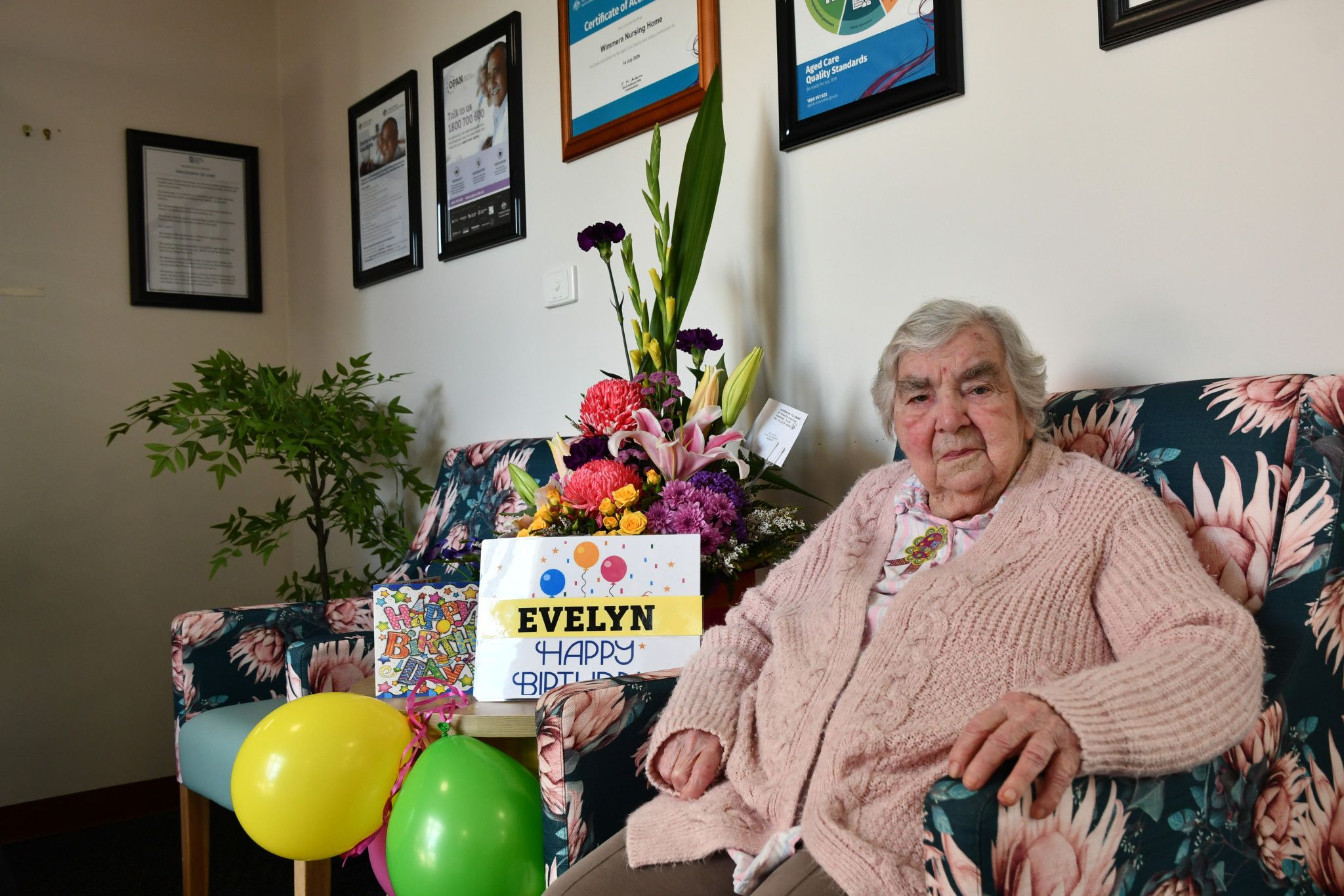 Evelyn Howard celebrated her 90th birthday in Wimmera Nursing Home on Friday, September 12. Her kids and grandkids were there to celebrate her milestone day with her.