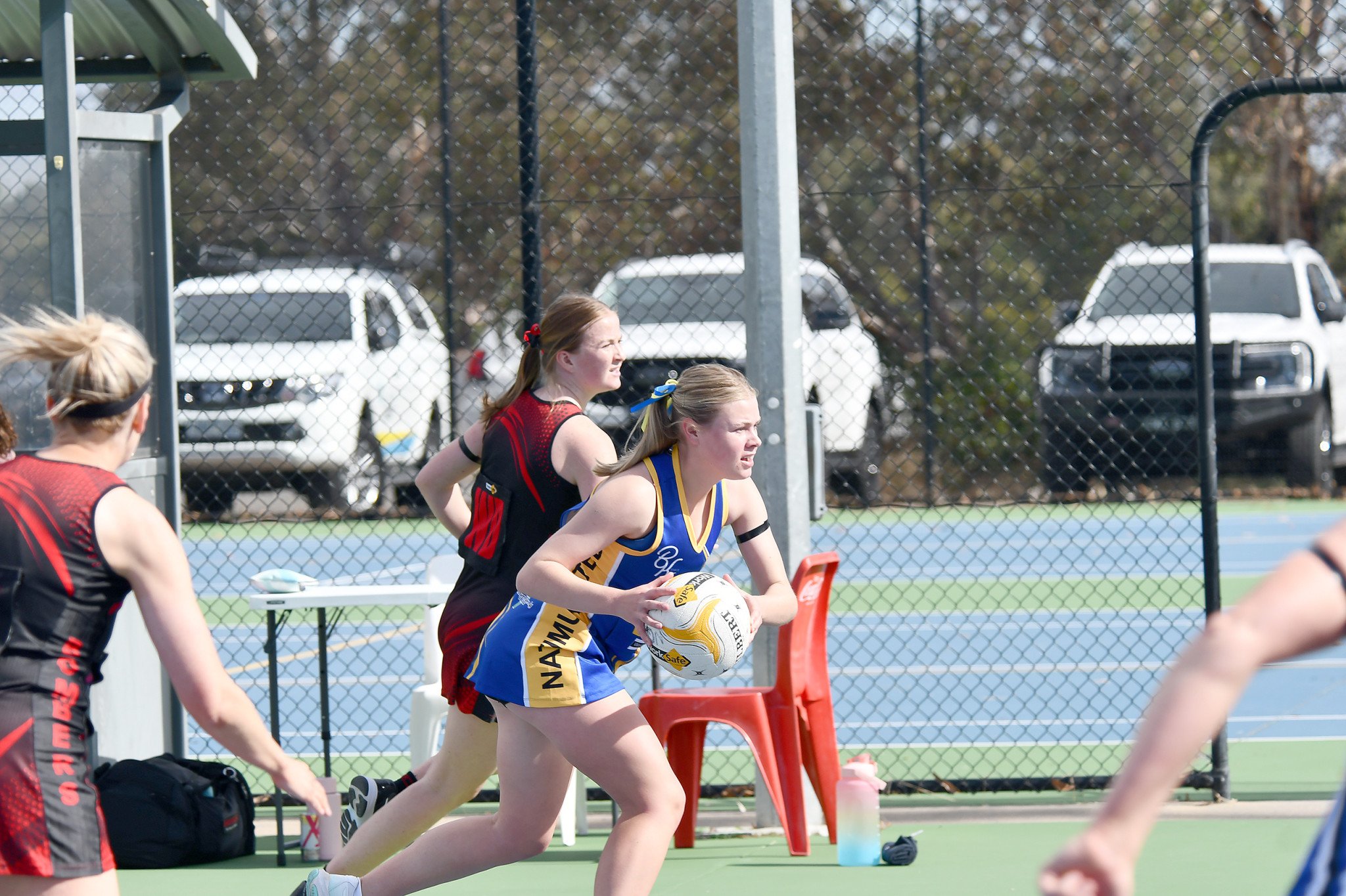 Natimuk's Mayci Porter looking to pass against Noradjuha Quantong.