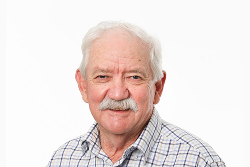 Former mayor, long-serving councillor and community board member Leo Tellefson&rsquo;s received an OAM honour for services to the Buloke Shire.