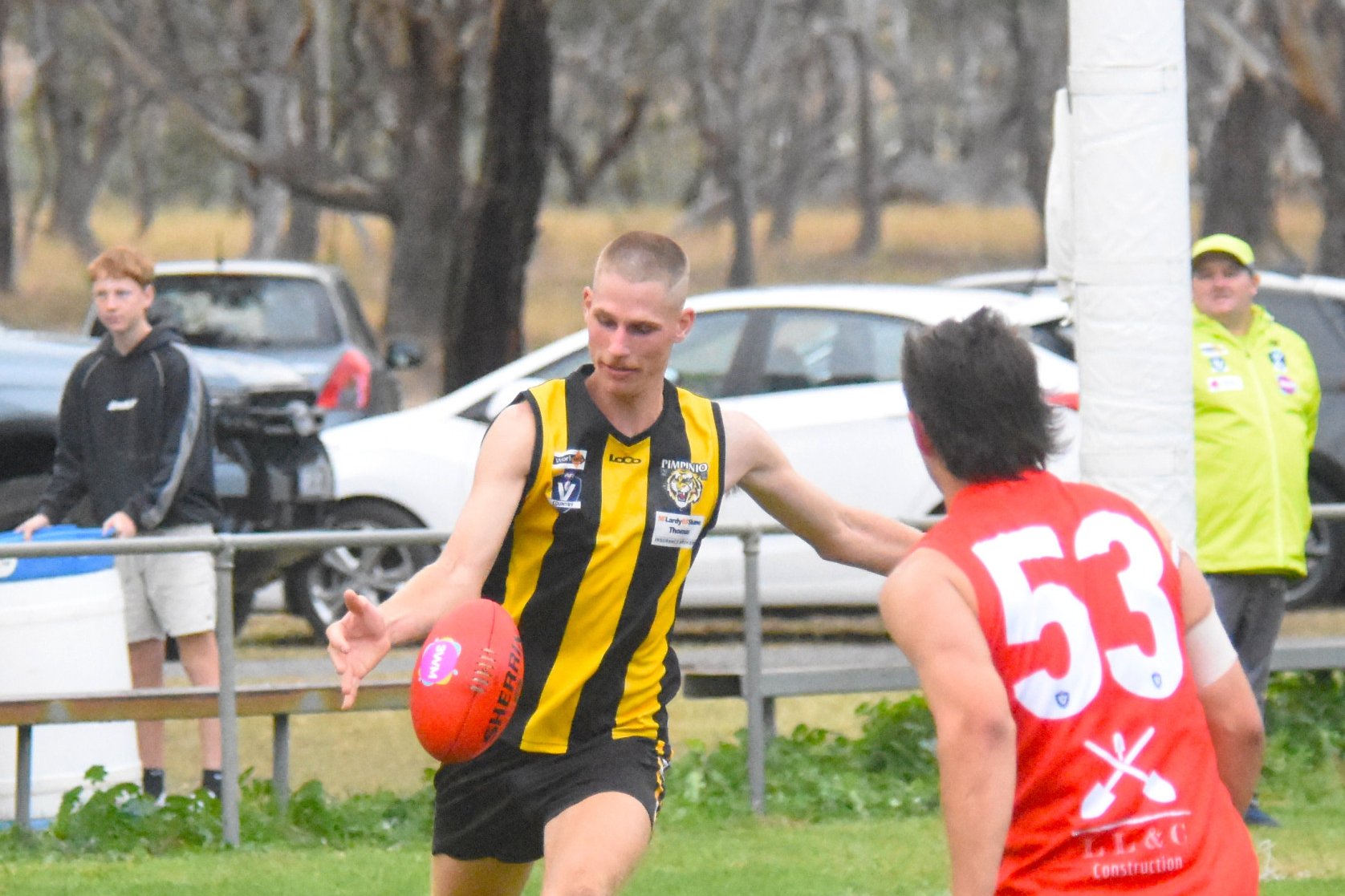 Pimpinio's senior football sides will aim to end Kaniva Leeor United's streak of five consecutive wins when the two sides play in round seven of the HDFNL this Saturday May 23 at Kaniva.