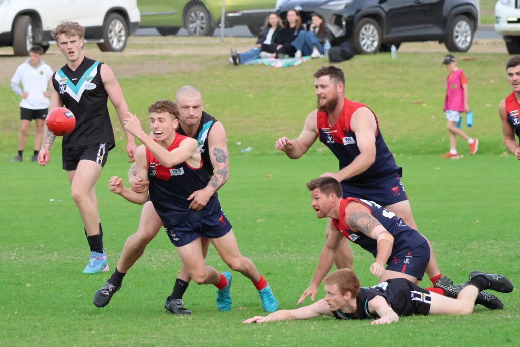 The clash between Laharum and Swifts will help shape the HDFNL top five.